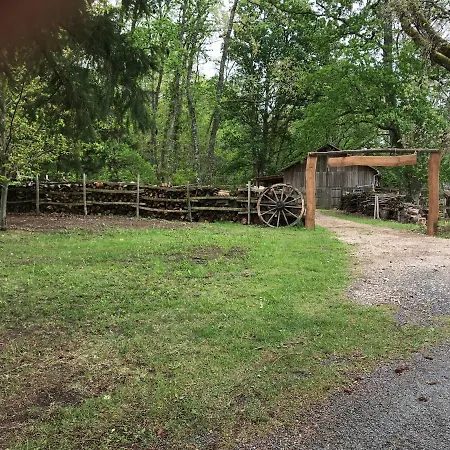 Domaine De Chalamard Guest house